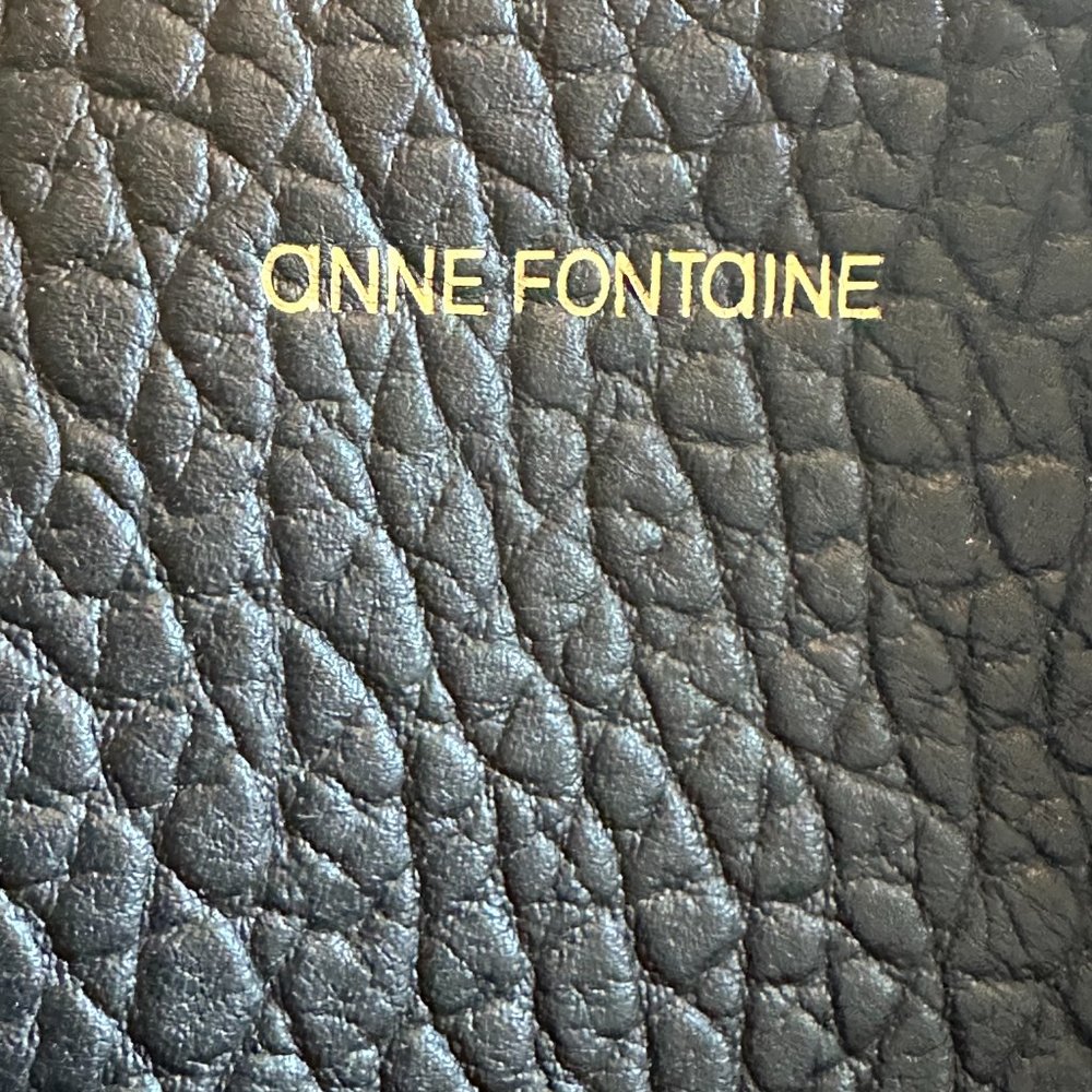 Anne Fontaine Pebbled Handbag - Picture 2 of 3